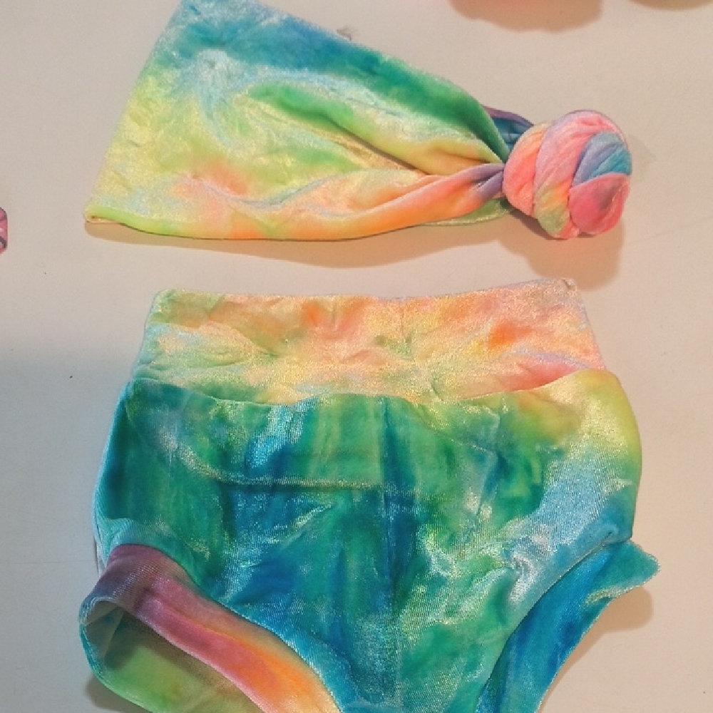 Colorful Tie-Dye Kids Hat and Shorts Set